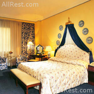 Sonesta Hotel 3